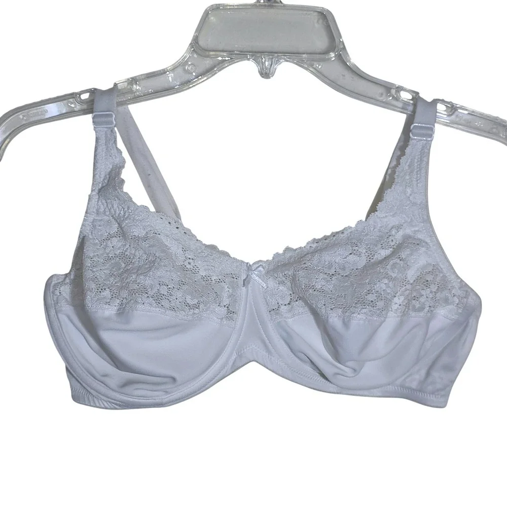 Lilyette by Maidenform Women's  Minimizer Underwire Bra Size 38C White Good
